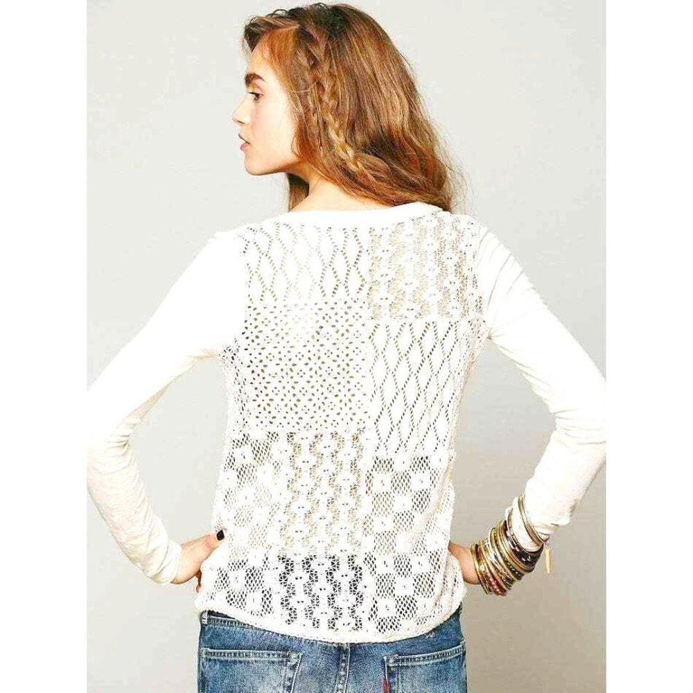 FREE PEOPLE | PATCHES OF LACE HENLEY LONG SLEEVE T-SHIRT SIZE SMALL IVORY